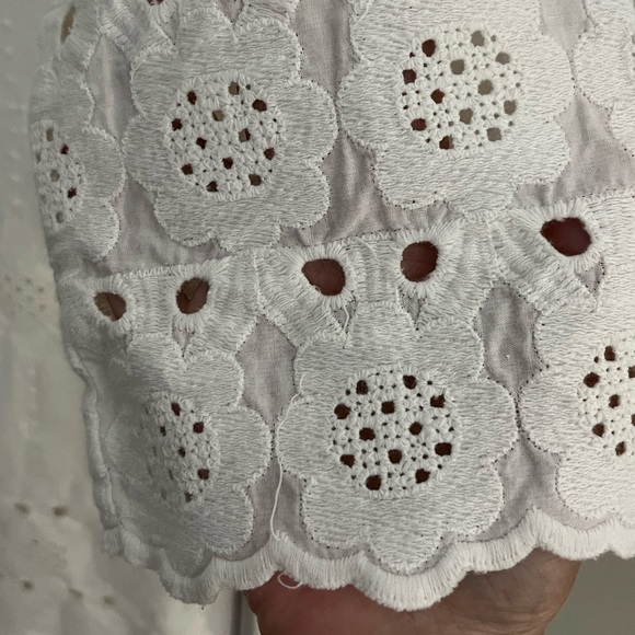 Dylan Botanical Blooms 100% Cotton White Eyelet Tunic Top Cottagecore XS Boho - Picture 6 of 13